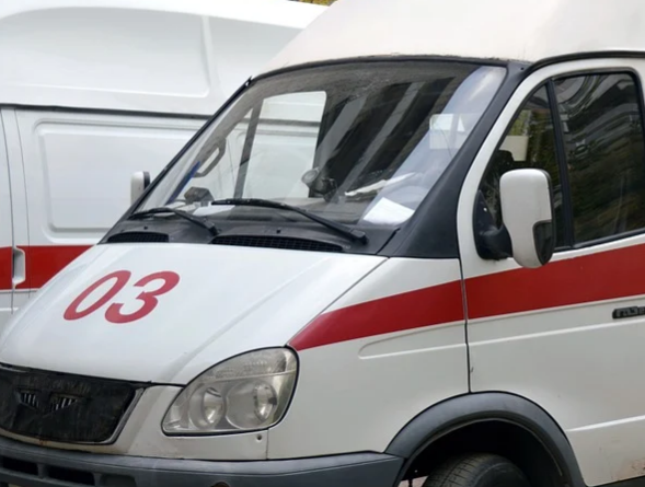 Пожилому мужчине стало плохо на 16-й Парковой
