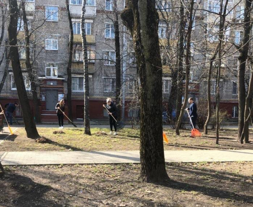 Восточное Измайлово двор. Управа Восточное Измайлово. Нижняя Первомайская дом 44.