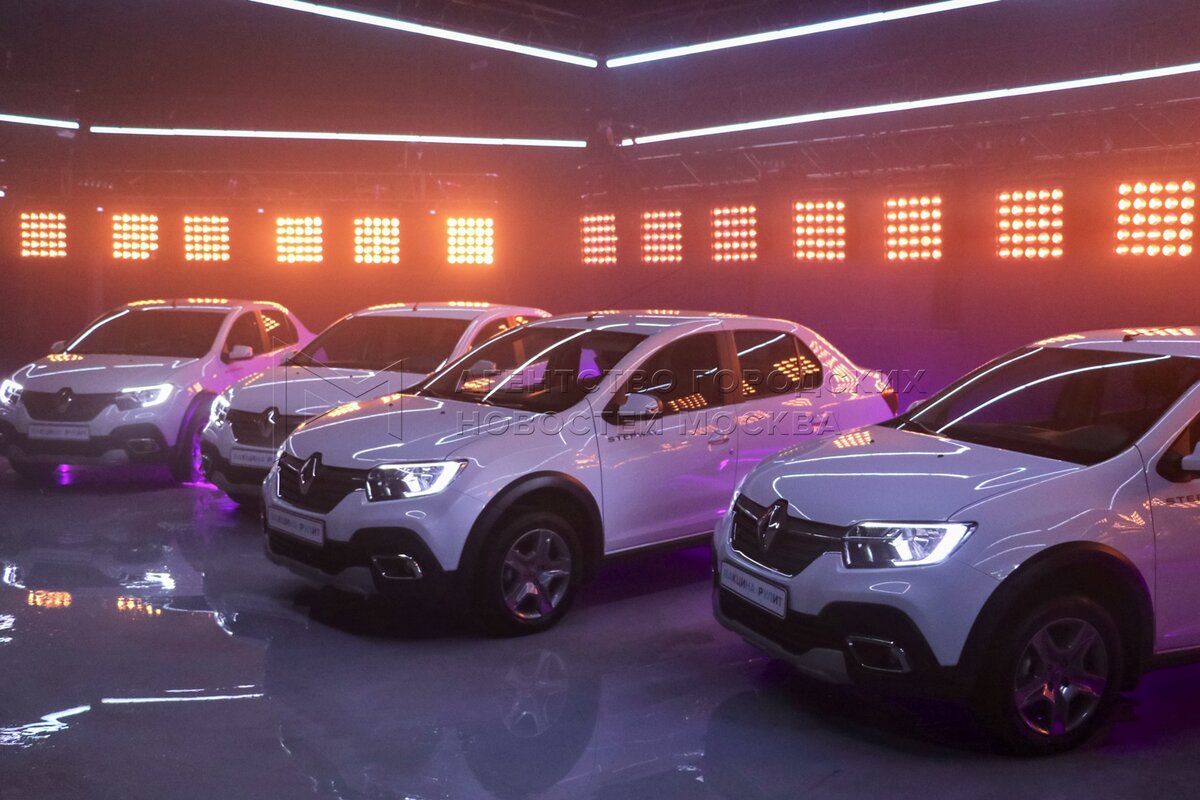 Впервые в Москве провели розыгрыш автомобилей среди вакцинированных